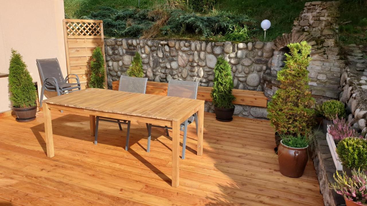 Villa Fortuna - Regionalne Apartamenty & Spa - Sauna, Grill, Jacuzzi Z Widokiem Na Tatry ซาโกปาเน ภายนอก รูปภาพ
