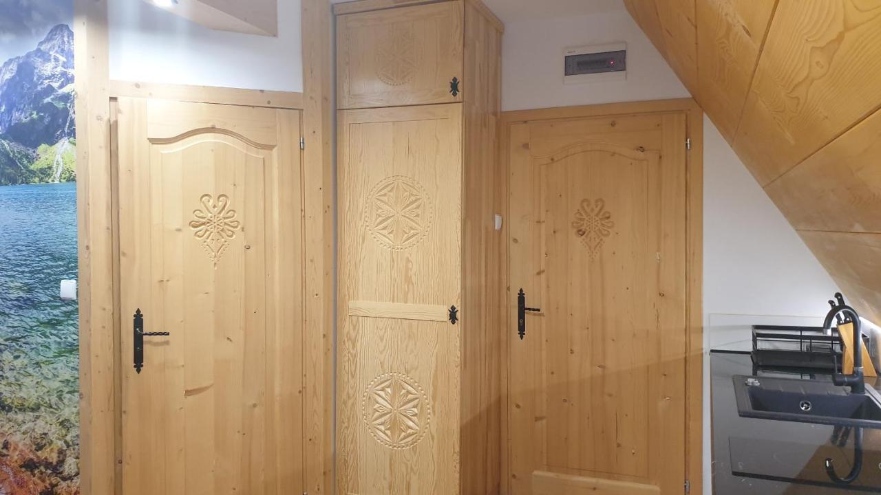 Villa Fortuna - Regionalne Apartamenty & Spa - Sauna, Grill, Jacuzzi Z Widokiem Na Tatry ซาโกปาเน ภายนอก รูปภาพ